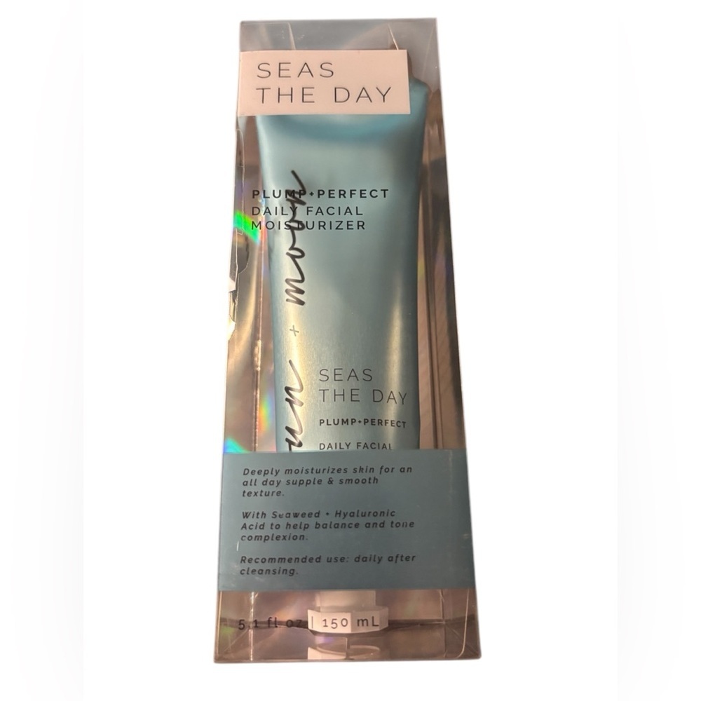 Sun + Moon Seas The Day Plump Perfect Daily Facial Moisturizer 5.1 fl oz